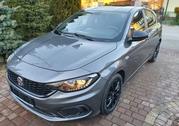 Fiat Tipo cena 45400 przebieg: 39000, rok produkcji 2020 z Drawno małe 106